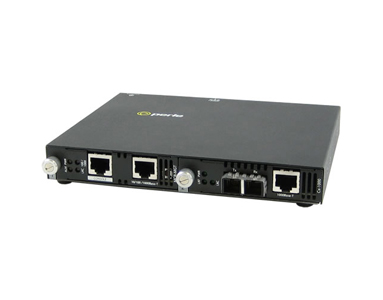 05070124 SMI-1000-S2SC120 - Gigabit Ethernet IP Managed Standalone media converter. 1000BASE-T (RJ-45) [100 m/328 ft.] to 1000BA by PERLE