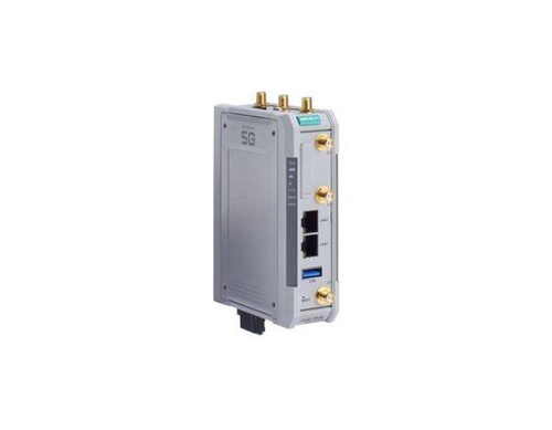 CCG-1510-T - Industrial private 5G cellular gateway, n1, n3, n28, n41, n48, n77, n78 bands, IP30, -40 to 70°C operating tempera by MOXA
