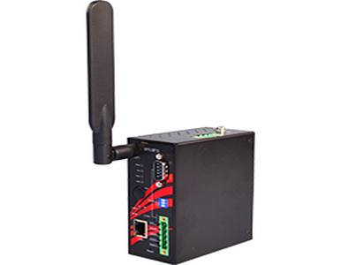 STW-611C - 1-Port (RS-232 / 422 / 485) Industrial 802.11b/g/n Wireless Serial Device Server, Client Mode by ANTAIRA